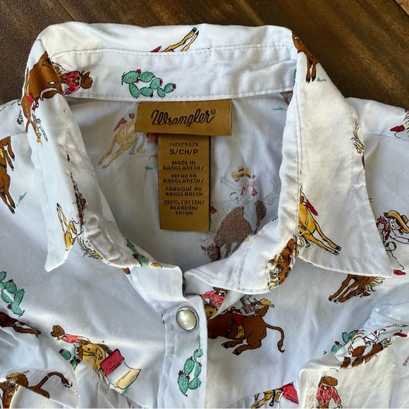 Wrangler Girl’s Cowboy Print White Shirt - Picture 2 of 4